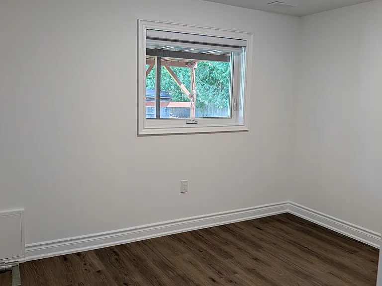 251 Meadow Rd #2 — Photo 6