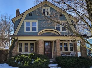 745 Gladstone Dr SE, Grand Rapids, MI 49506