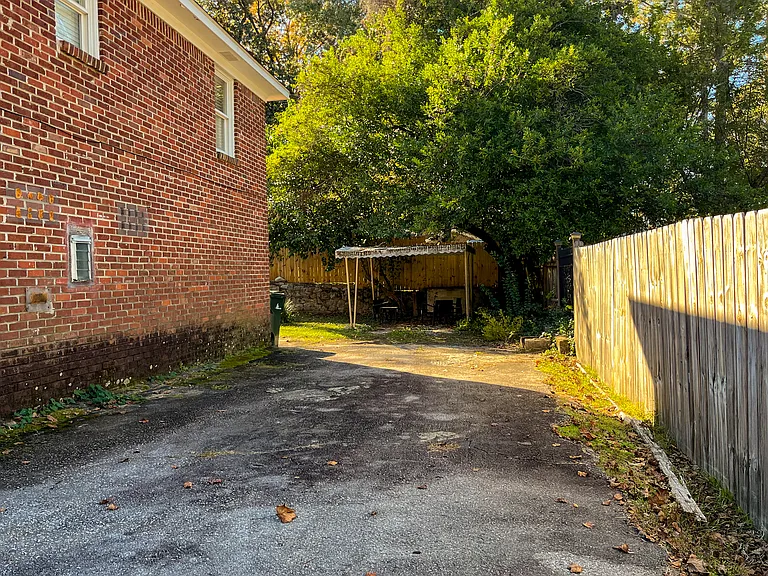 10 Vera Cir #B — Photo 16