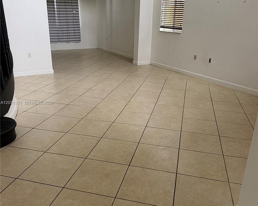 1st image of 3581 NE 11th Dr