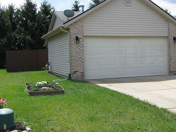 3rd image of 134 Warner Dr