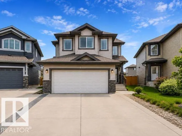 3007 13th Ave NW, Edmonton, AB T6T 0Z3