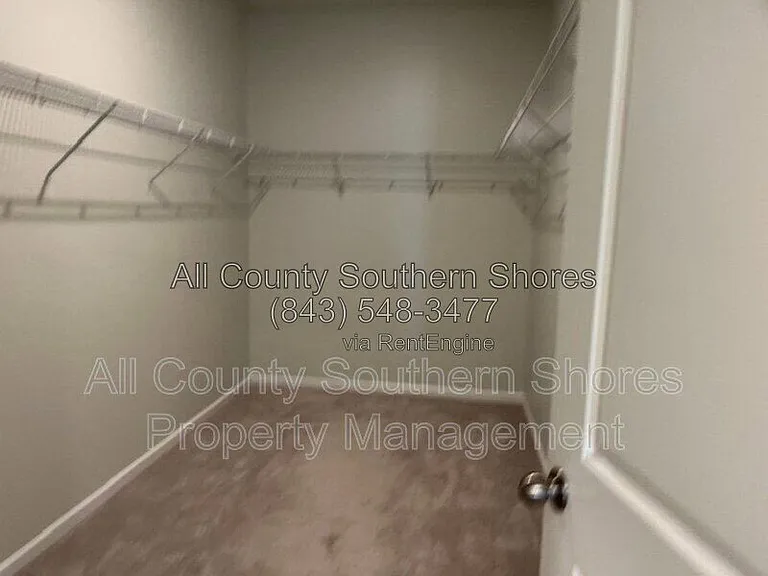 234 S Reindeer Rd — Photo 13