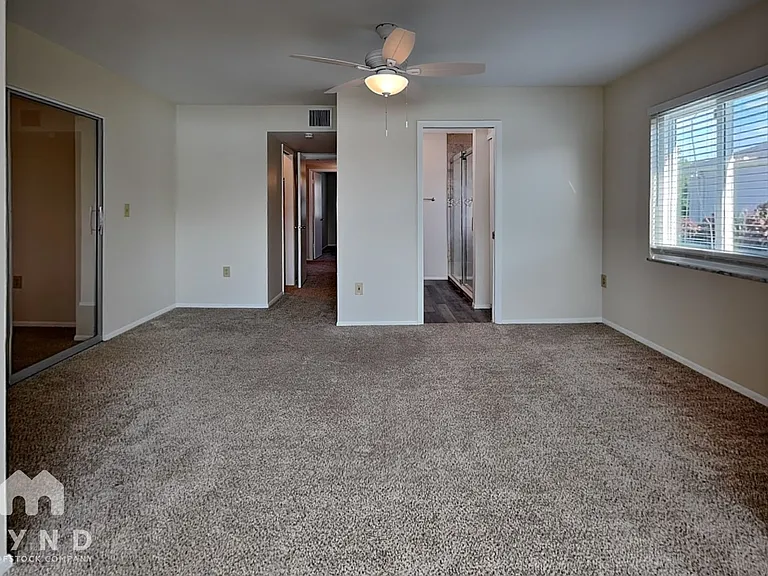 1511 W Del Webb Blvd — Photo 14
