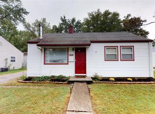 1421 Bel Aire Dr, Belleville, IL