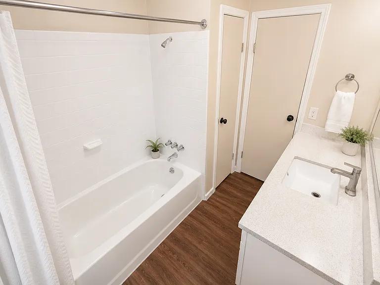 7702 Kessler Ln — Photo 15