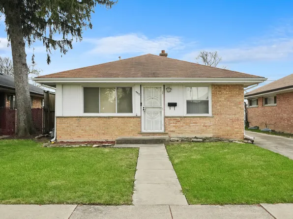 3312 Wilcox Ave, Bellwood, IL 60104