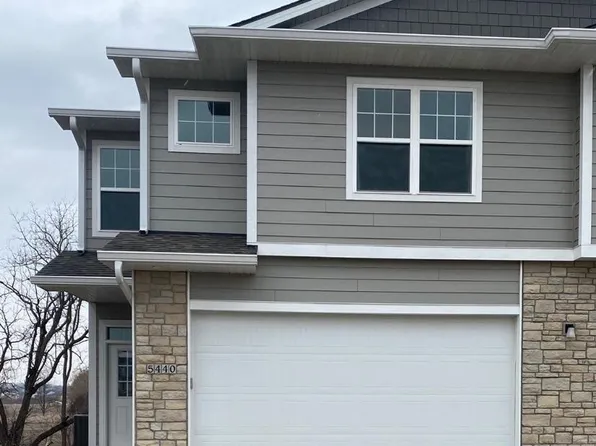 5440 154th Ct, Urbandale, IA 50323