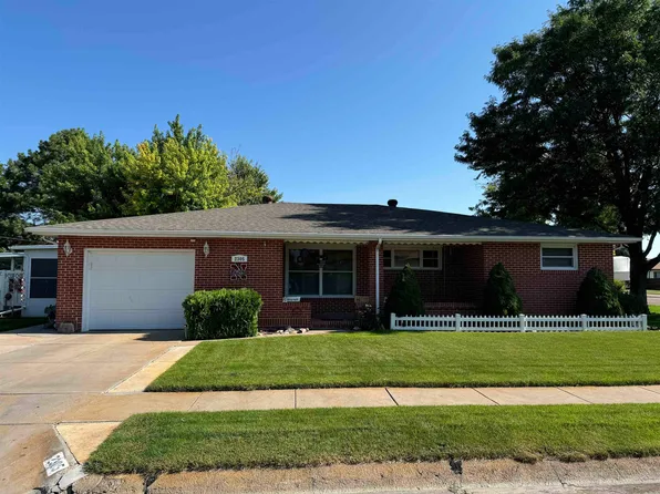 2305 W 1st St, North Platte, NE 69101