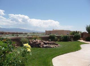 125 Todos Juntos Rd, Corrales, NM 87048