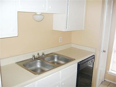 4th image of 5704 Edgemoor Dr APT 74