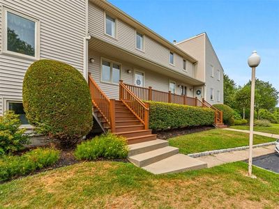 660 Point Judith Rd APT D2, Narragansett, RI, 02882