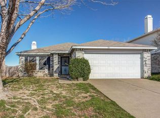 524 Magdalen Ave, Crowley, TX 76036