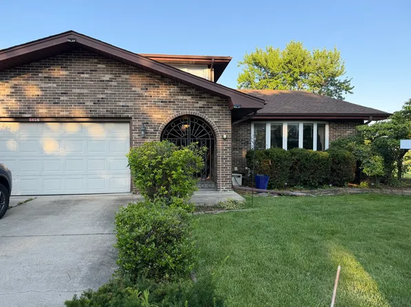 8541 S 83rd Ave, Hickory Hills, IL 60457