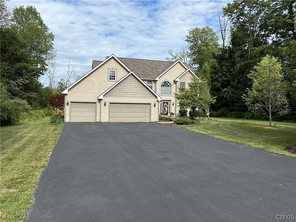 1st image of 2388 Sourwood Dr