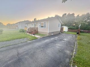 119 Brown Avenue, Grand Falls Windsor, NL A2A2L2
