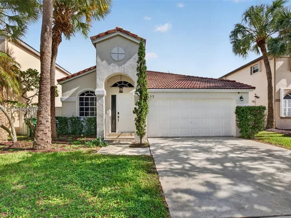 655 NW 159th Ln, Pembroke Pines, FL 33028