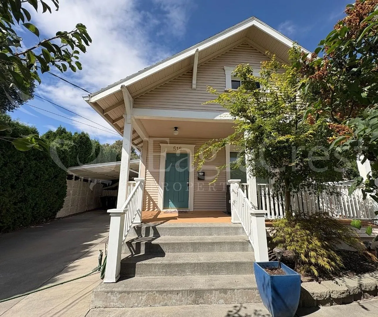 Three Bedroom, Two Bathroom House Near Sharpstein Elementary — Photo 3