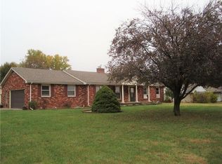 755 Redding Rd, Seymour, IN 47274