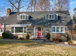 35 Broadview Ter, Chatham, NJ 07928