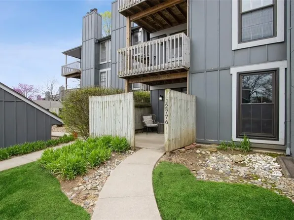 12776 W 110th Ter, Overland Park, KS 66210