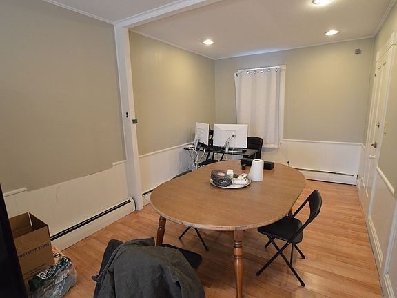 5th image of 29 Northey St Unit 2