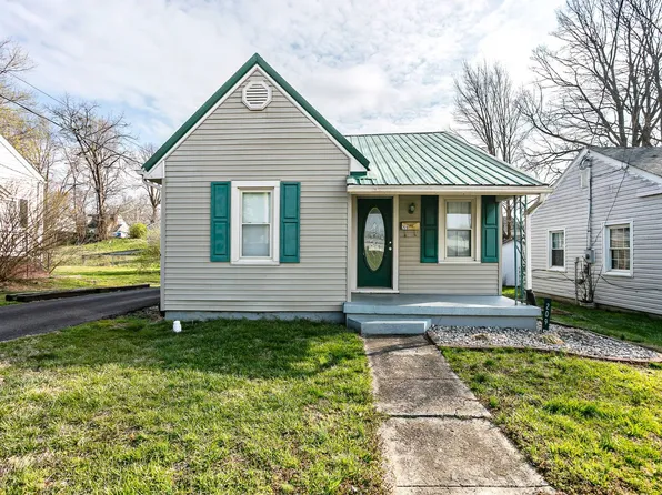 209 N Proctor Knott Ave, Lebanon, KY 40033