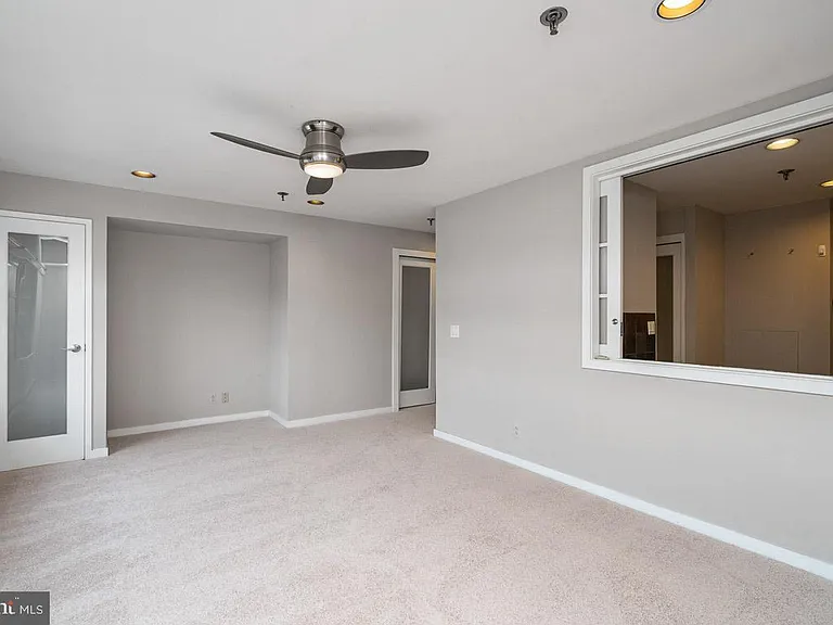 7 N Columbus Blvd #223 — Photo 13