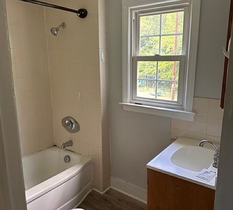 5th image of 4363 Old Poole Rd