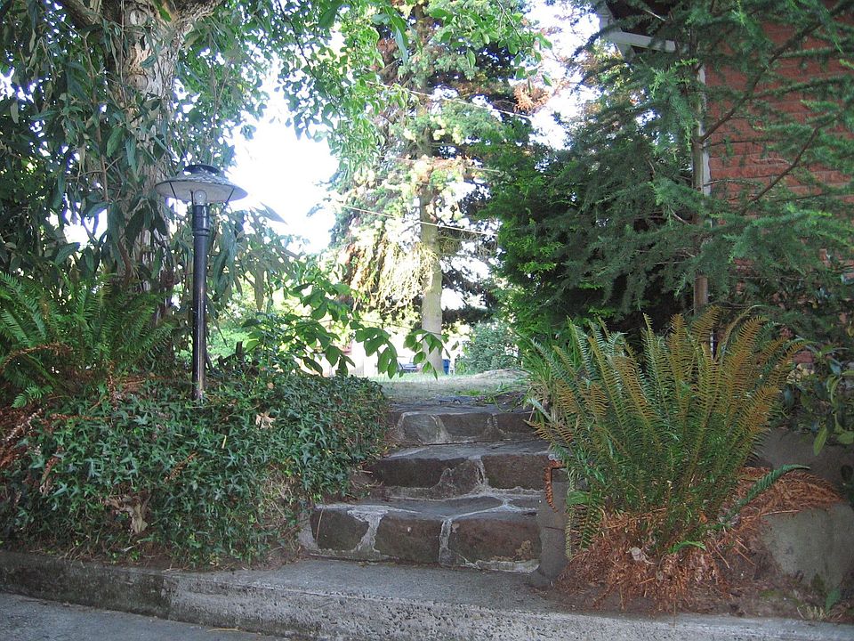 1st image of 13015 24th Ave S