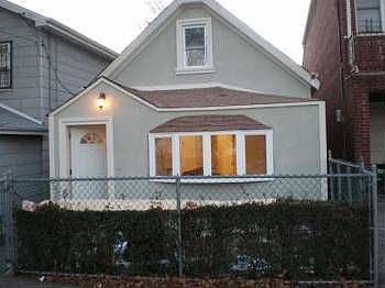 2nd image of 1600 E 98th St