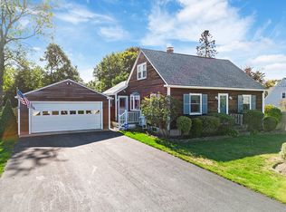 3 Chester Avenue, Falmouth, ME 04105
