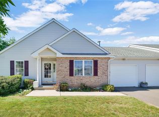 31 Quail Hollow Close, Vernon, CT 06066