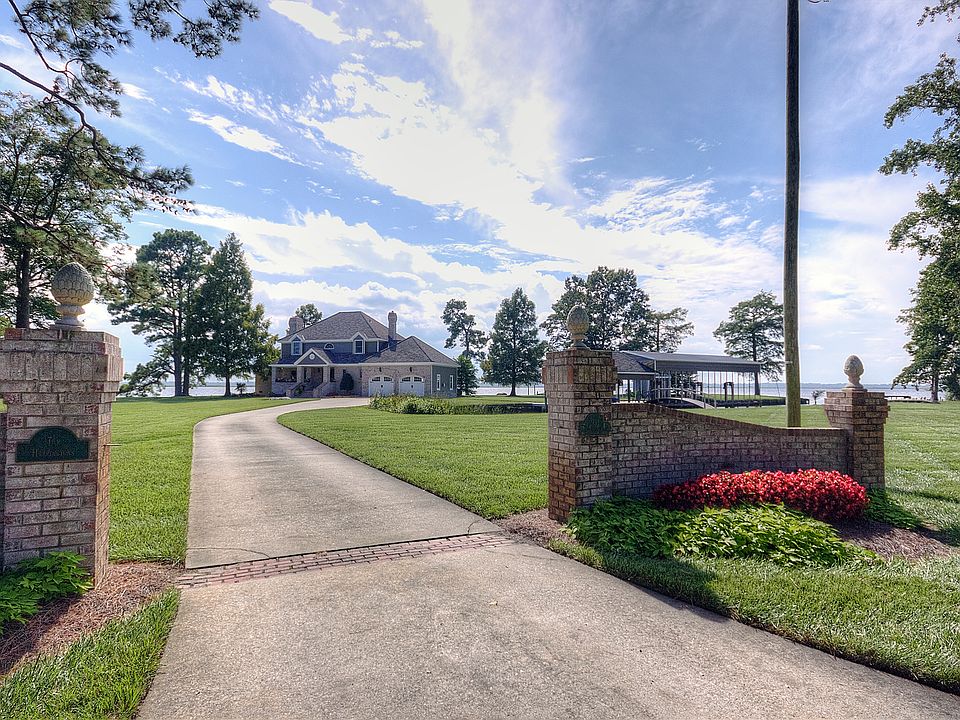 1st image of 2131 Munden Point Road