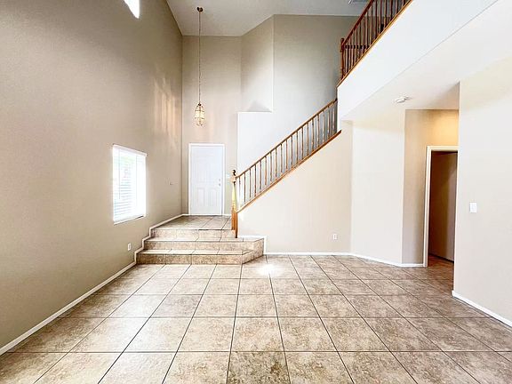 3rd image of 5916 Buckwood Mote St