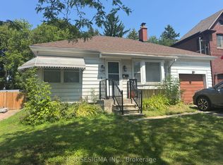 206 Burnett Ave, Toronto, ON M2N 1V8