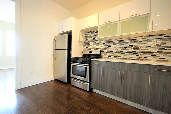 Rented by HSK Group Inc | media 35