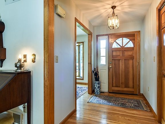2nd image of 210 Danforth St