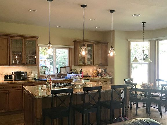 Custom Kitchen 