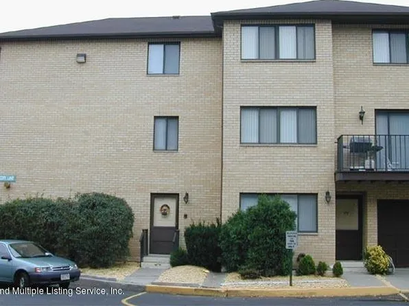 17A Gregory Ln #116, Staten Island, NY 10314