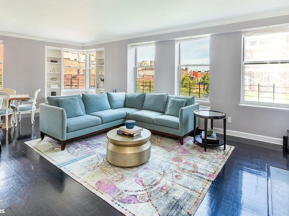 1st image of 534 Hudson St APT 5D