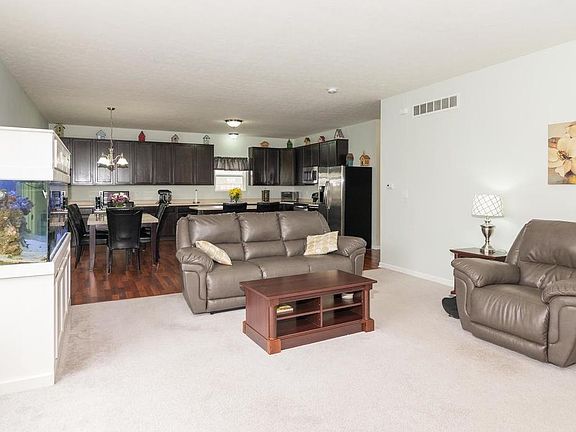 5th image of 13886 Zion Ct