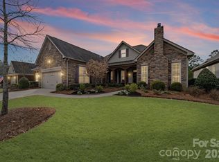 14817 High Bluff Ct, Charlotte, NC 28278