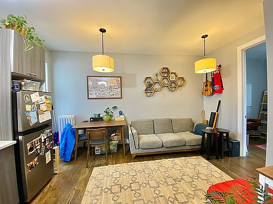 5th image of 552 Lincoln Pl APT M
