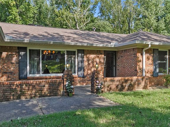 2nd image of 412 Kirkwood Dr