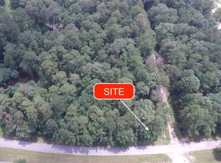 19&20 Appian Way, New Caney, TX 77357