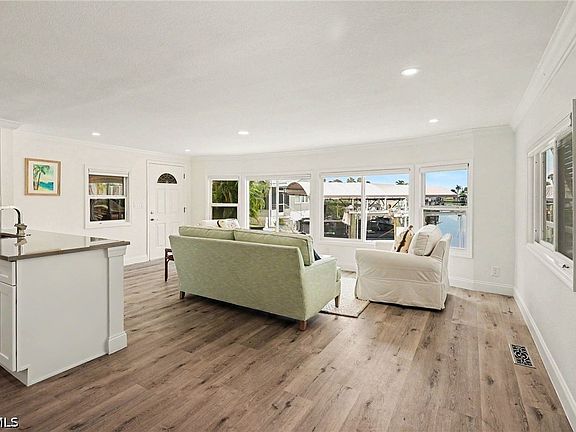 5th image of 11181 Azalea Ln