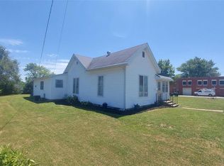 217 N Main Cross St, Bowling Green, MO 63334