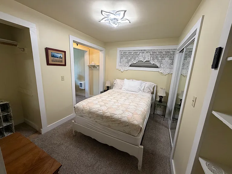 451 Broad St #2 — Photo 4