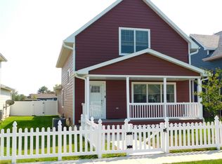 11 Garden Cottage Ln, Grinnell, IA 50112